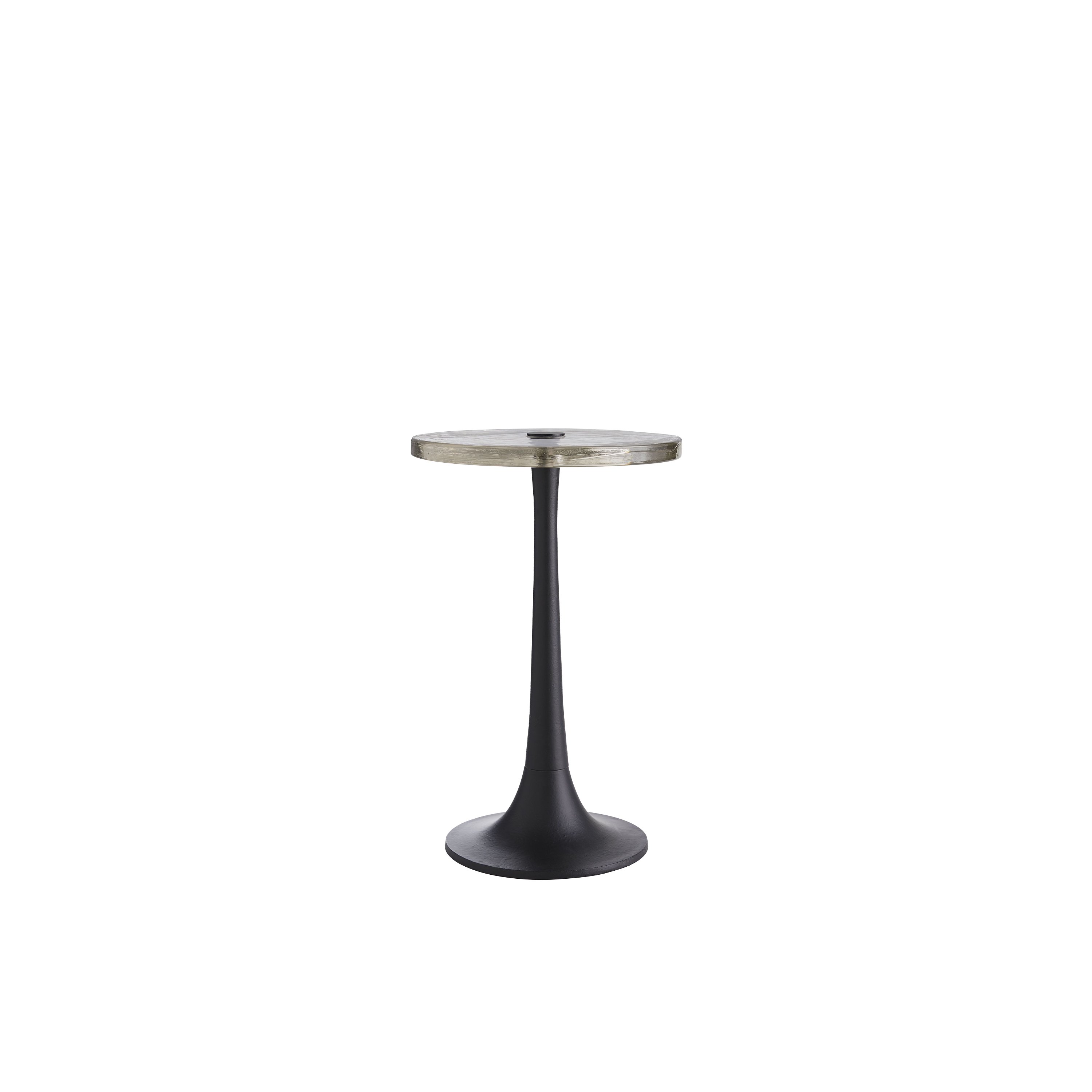 Displaying a timeless silhouette, the Kast Pull Up Table serves as an all-occasion accent table with versatile appeal.