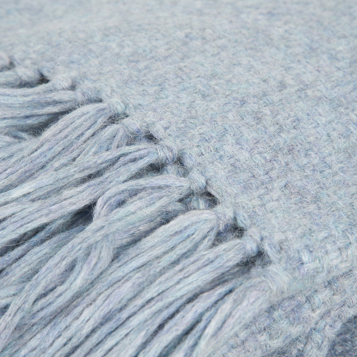 Lanza Oversized Throw