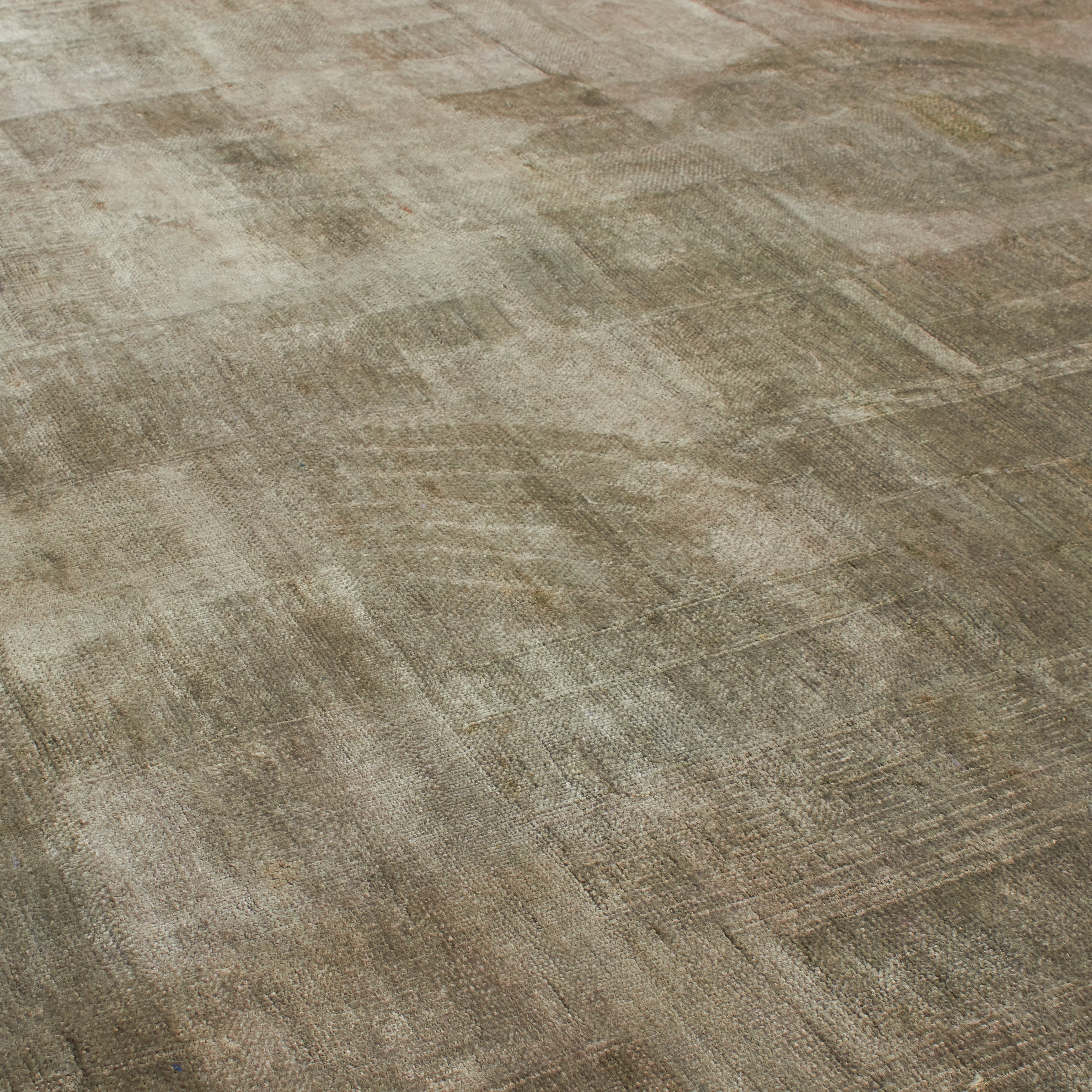 Designed to be passed through generations, the New Heirloom Rug Collection is crafted from recycled and upcycled wool, cocoon silk and sari silk.