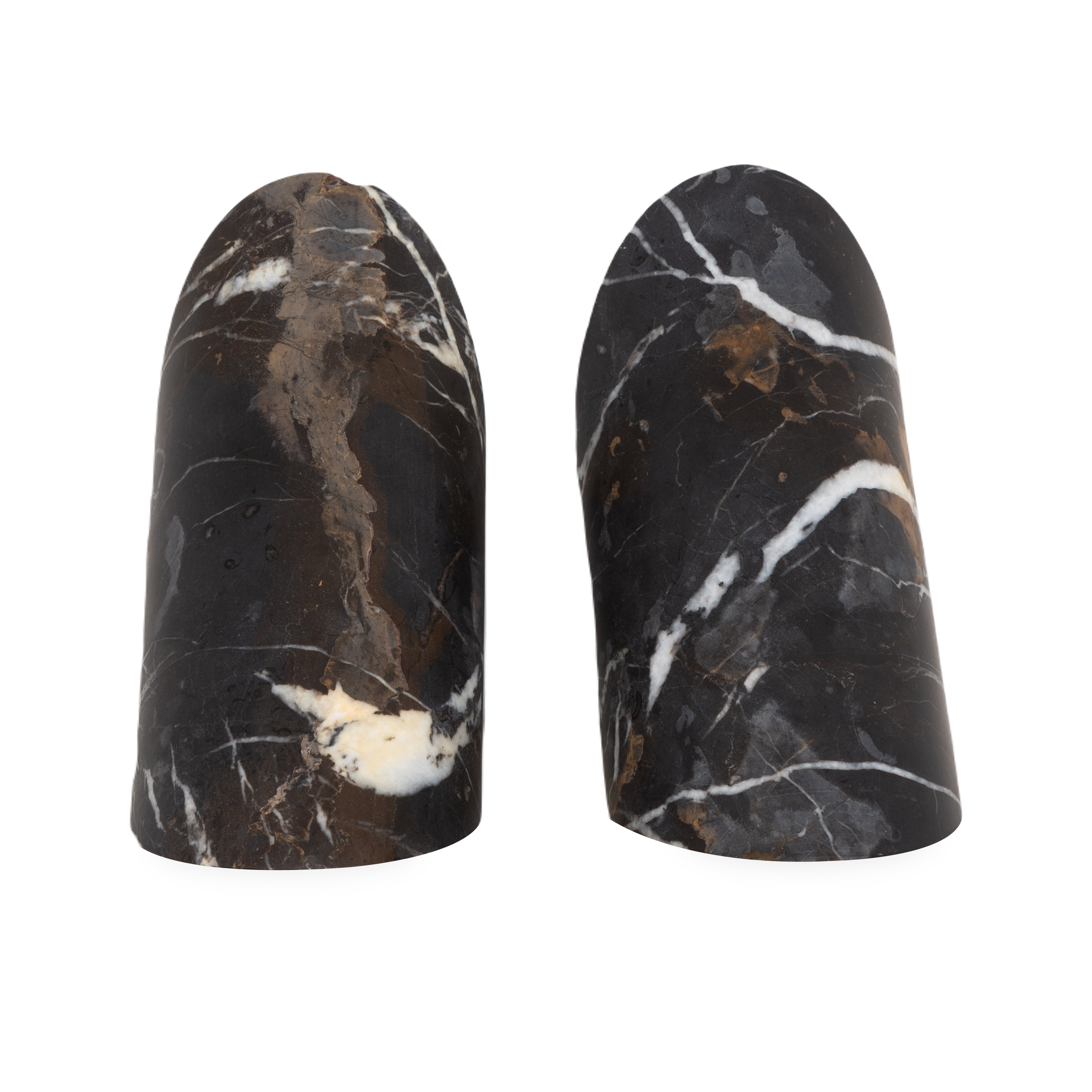 Honed Marble Bookends are crafted from honed marble, these beautiful book ends are jet black and make a stunning addition to any bookcase.