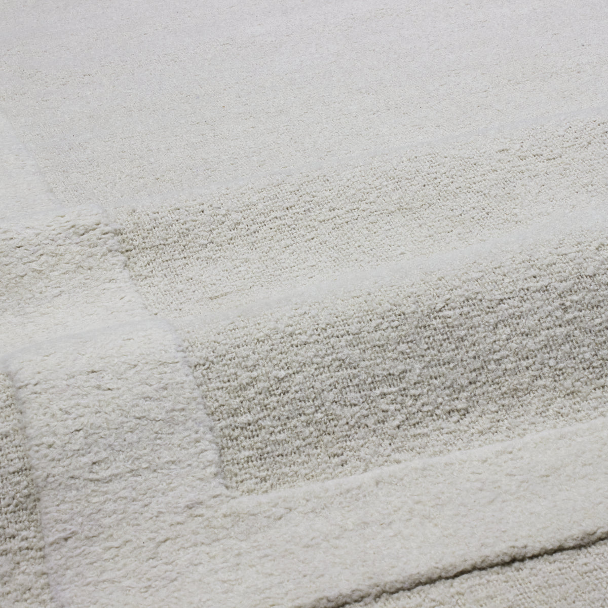 Molvic Ivory