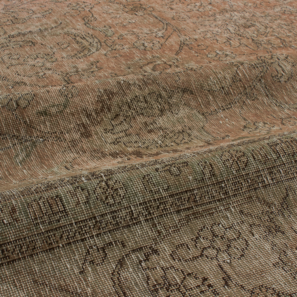 Elte, Second Life Ivory