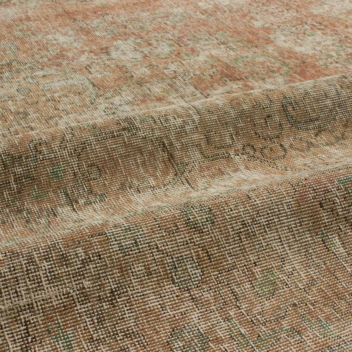 Elte, Second Life Ivory