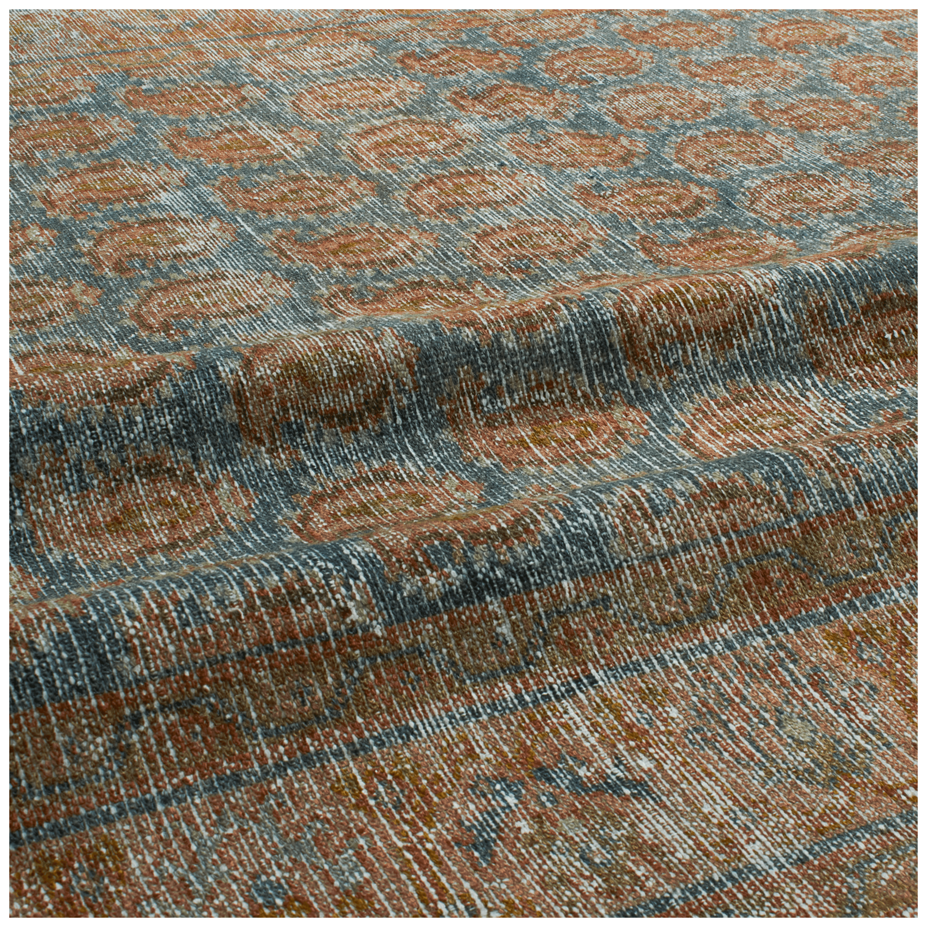 For generations, Elte has worked with expert local rug pickers throughout Morocco, Iran, Turkey and Europe to source vintage and antique rugs.