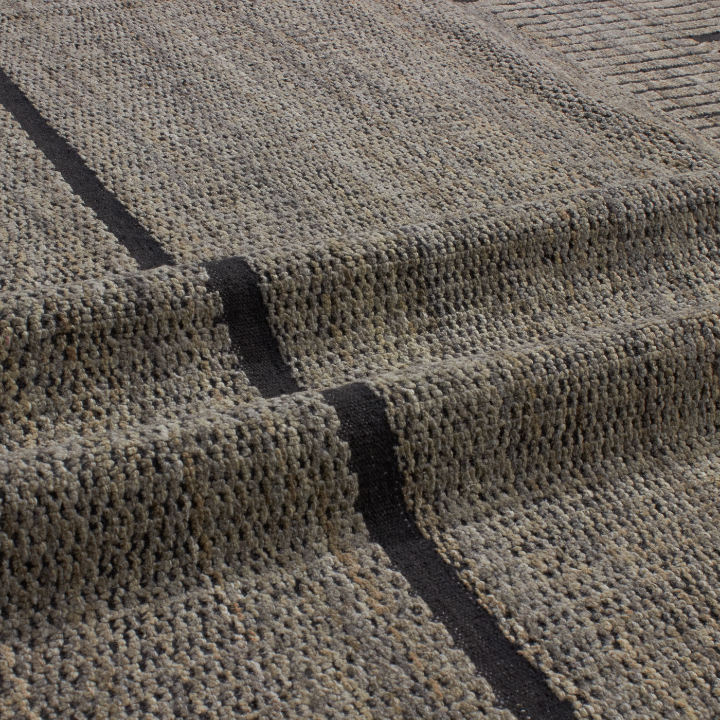 Revered for its lustre and soft hand, the natural qualities of wool from ancient Karakul sheep are honoured through restraint and refinement.