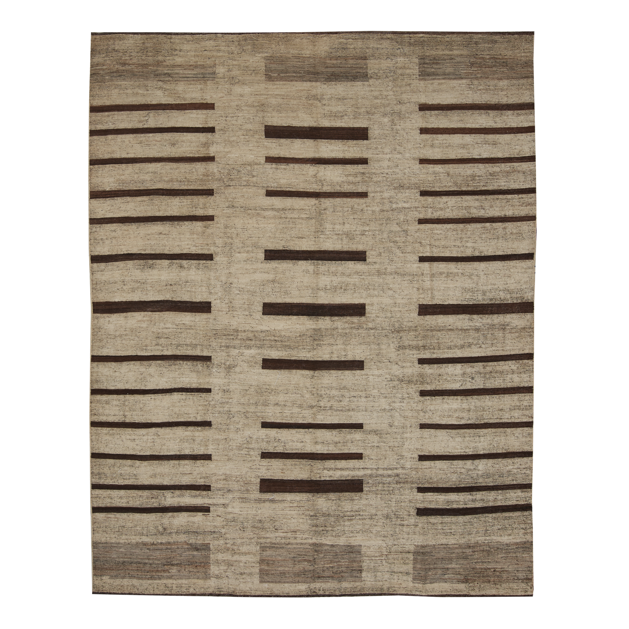 Revered for its lustre and soft hand, the natural qualities of wool from ancient Karakul sheep are honoured through restraint and refinement.