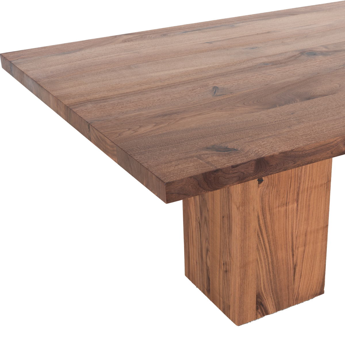 Boss Basic Dining Table