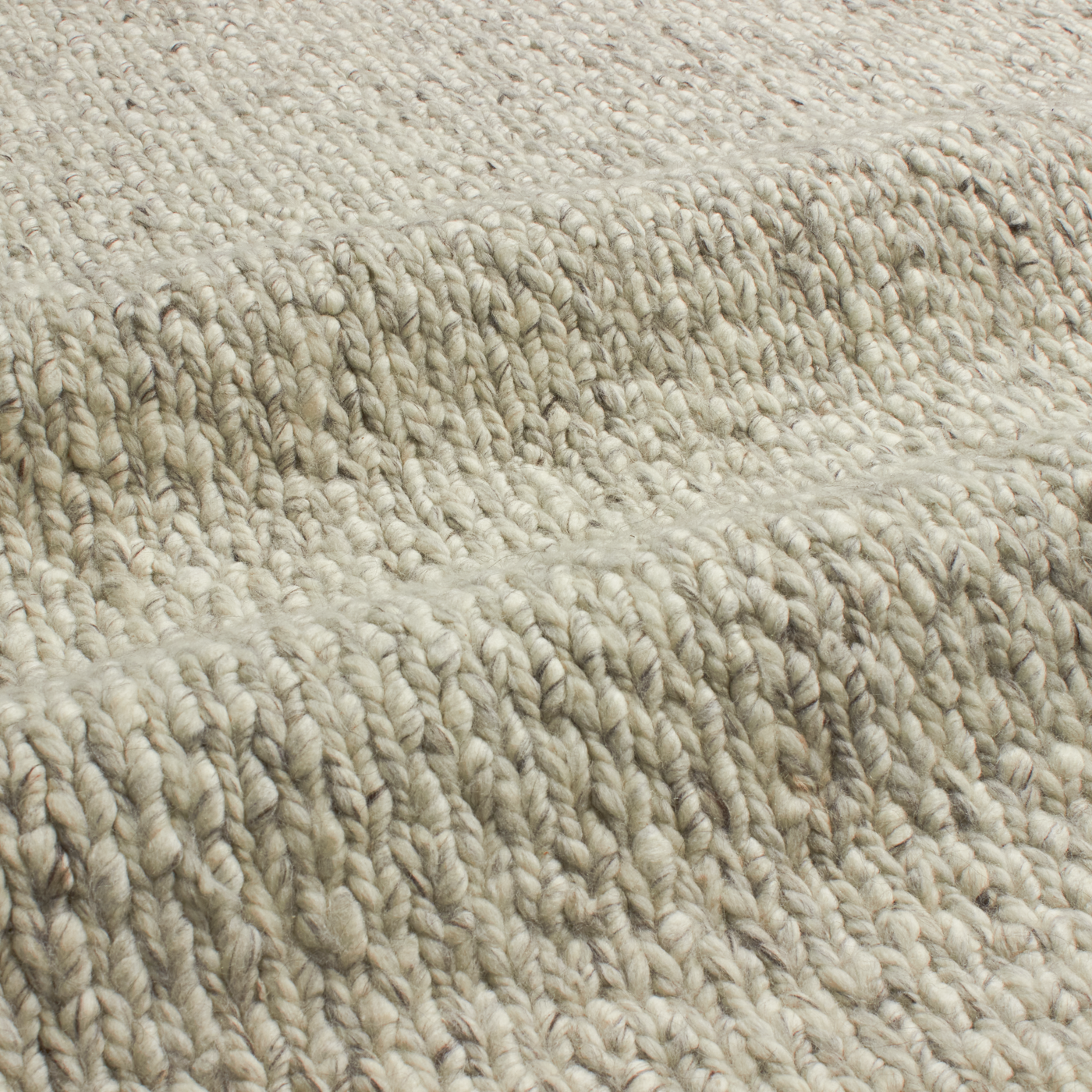 The Elte Essentials Rug Collection can expertly transform a space, whether through the visual interest of intricate texture or the warmth and vibrancy of colour.