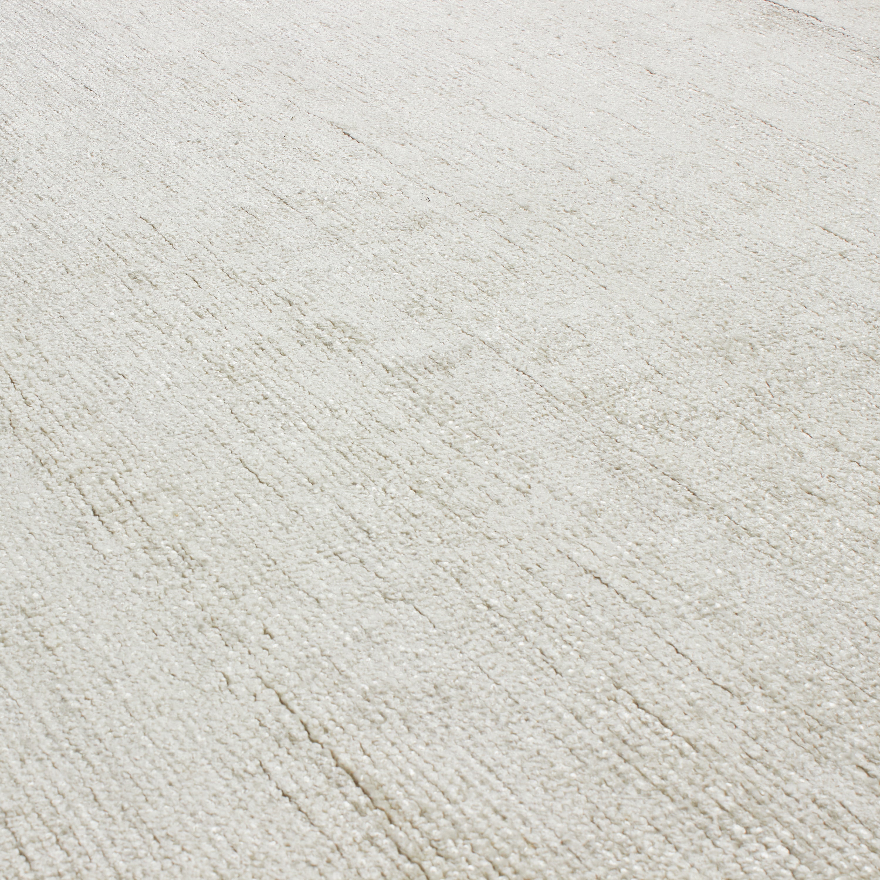Midori Ivory