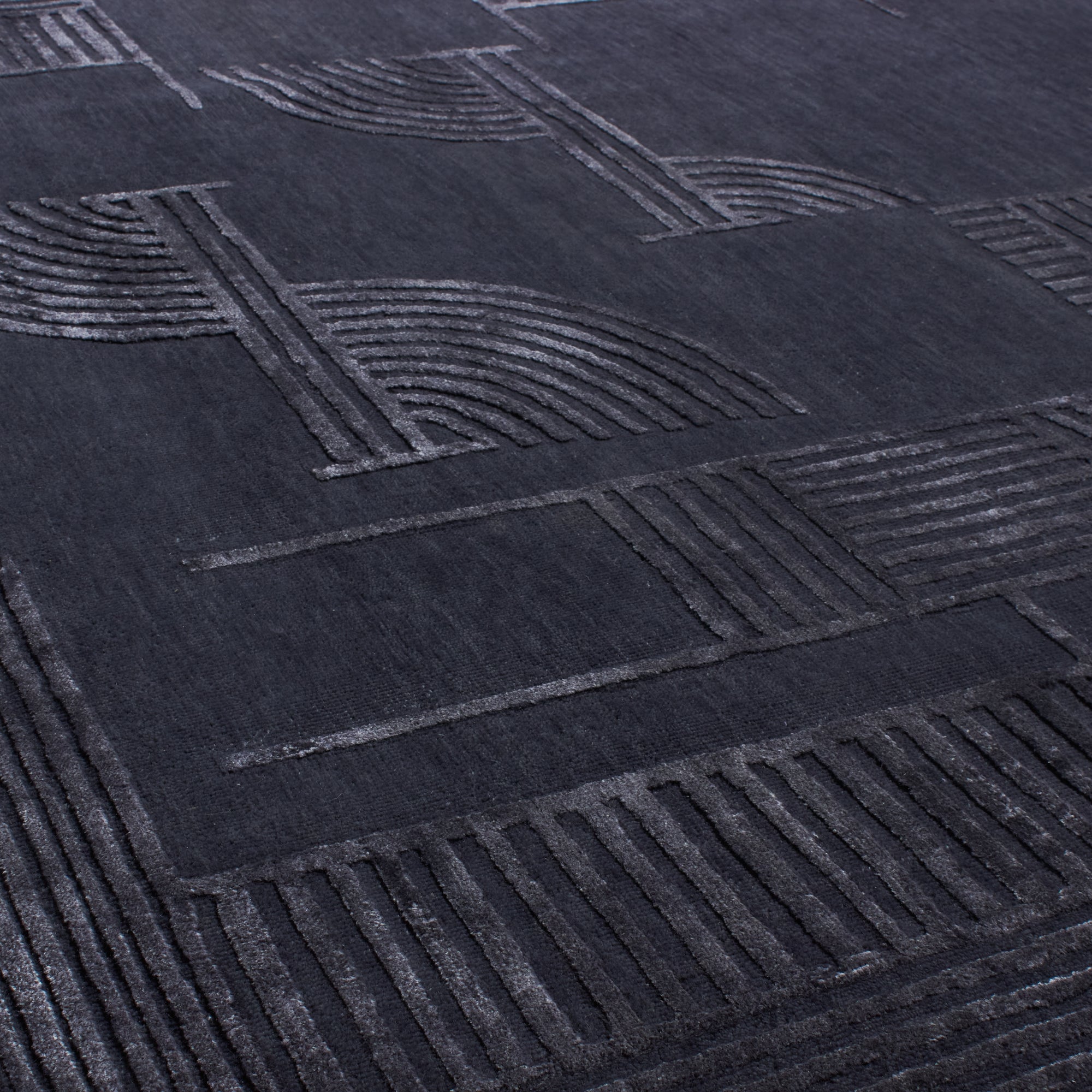 The Vienna Werkstätte Rug Collection honours the early 20th century alliance of artists and designers, known as Wiener Werkstätte, who sought to eliminate the boundary between cr