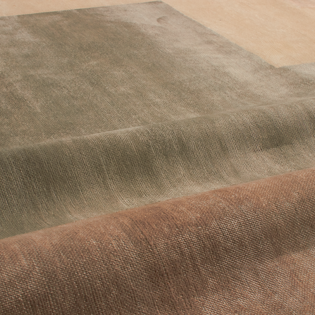 TP 07 Taupe/Grey