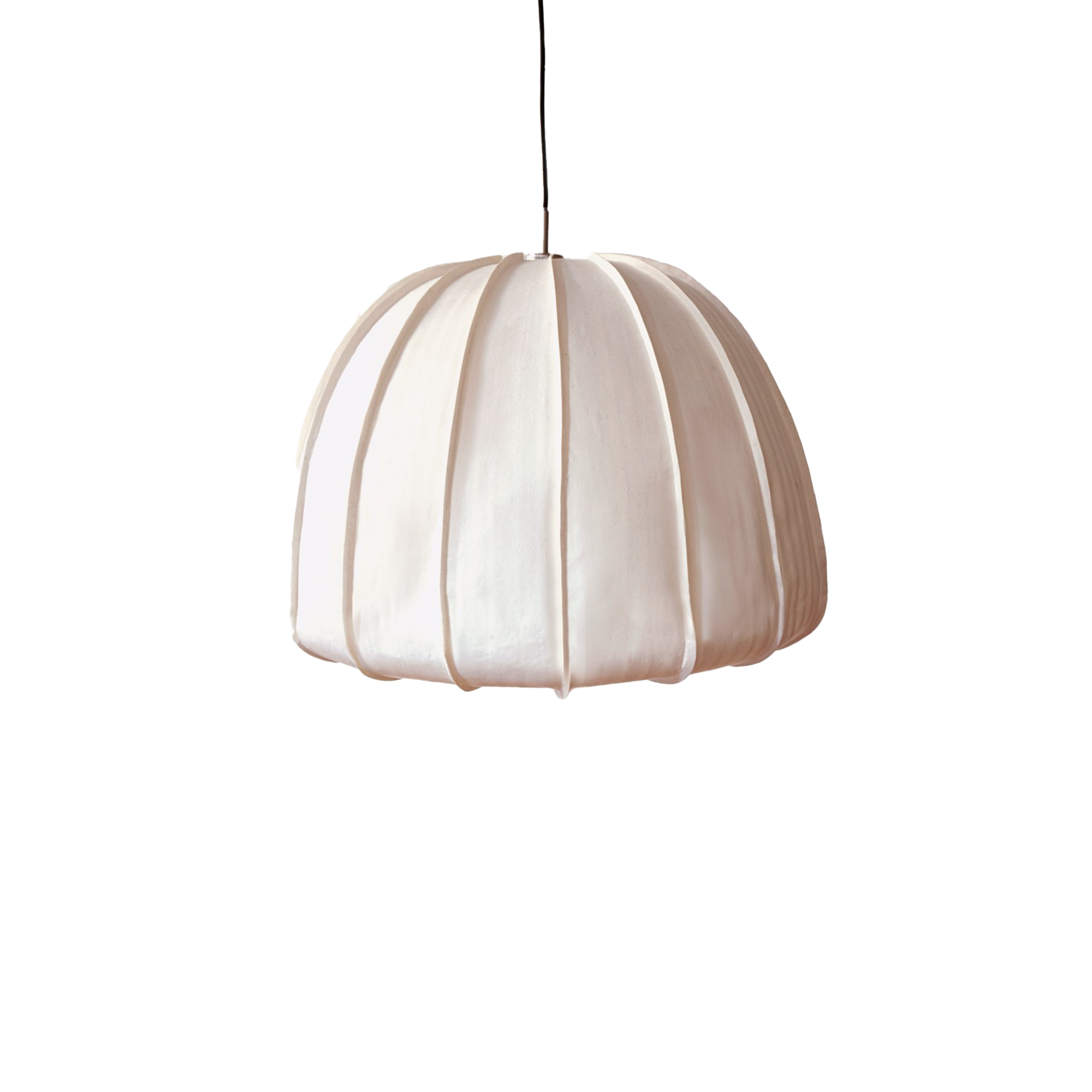 Elegance and simplicity come together in the Hozuki Pendant.