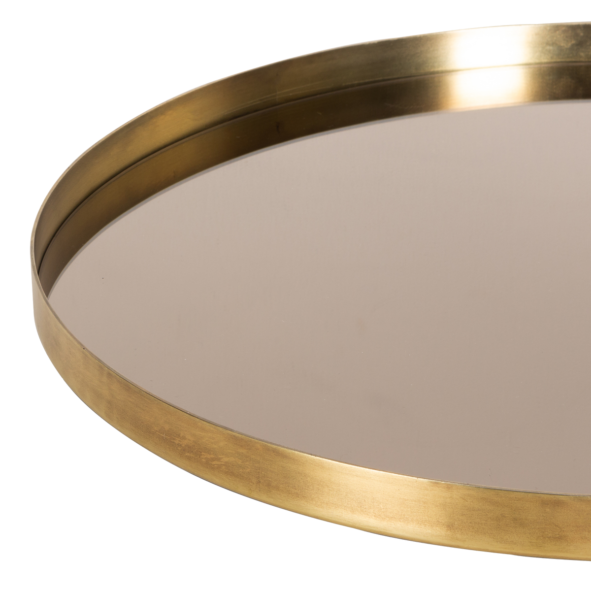 Characterized by its confident presence and its luxurious build quality, the Reflect Round Tray is defined by its clean, sharp lines and its elevation of simple forms.