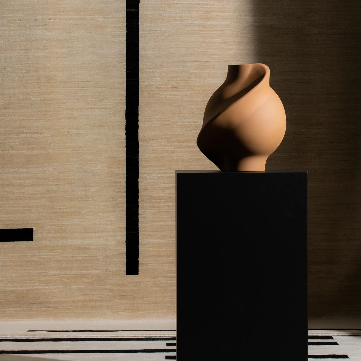 Pirout Vase