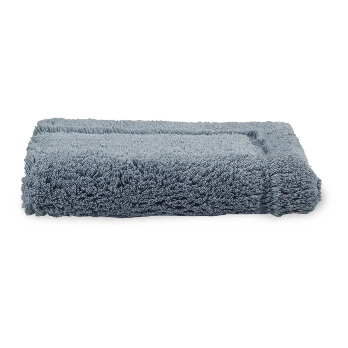 Made from 100% Egyptian combed cotton, the Must Bath Mat provides a soft and sumptuous layer underfoot.