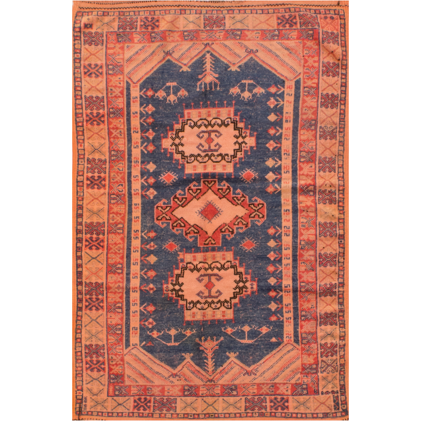 For generations, Elte has worked with expert local rug pickers throughout Morocco, Iran, Turkey and Europe to source vintage and antique rugs.
