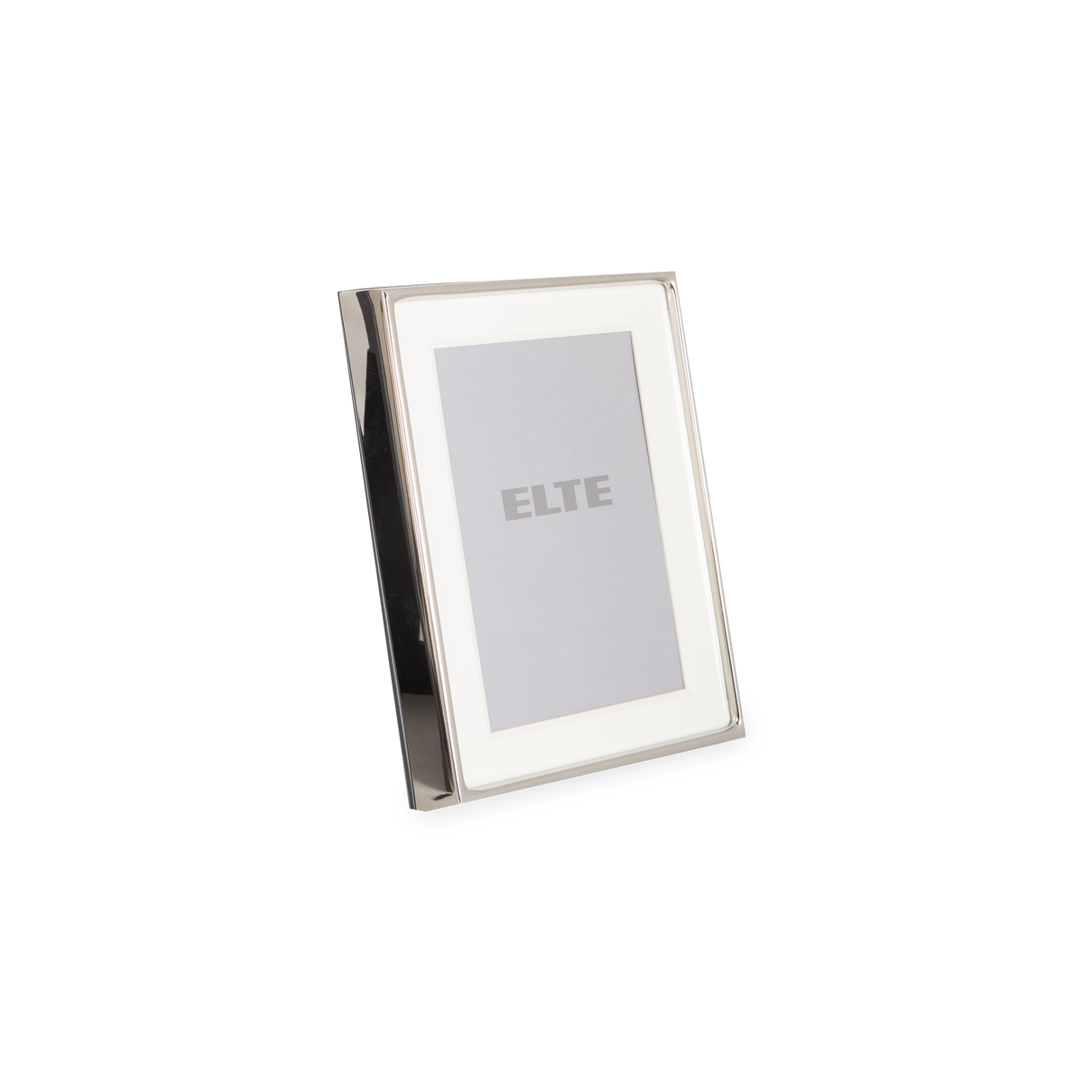 A truly stylish picture frame allows the photo within to take centre stage and should not distract from it.