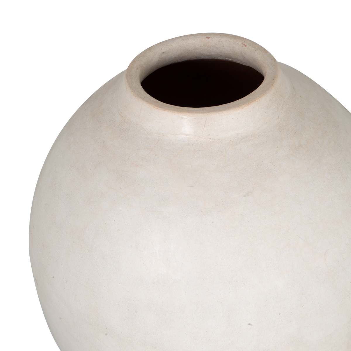 The Tadelakt Collection is crafted from tadelakt made with the limestone of the Marrakech Plateau.