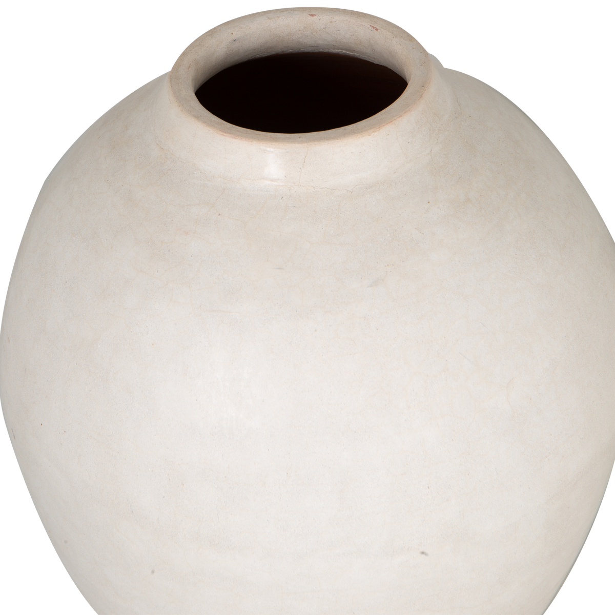 The Tadelakt Collection is crafted from tadelakt made with the limestone of the Marrakech Plateau.