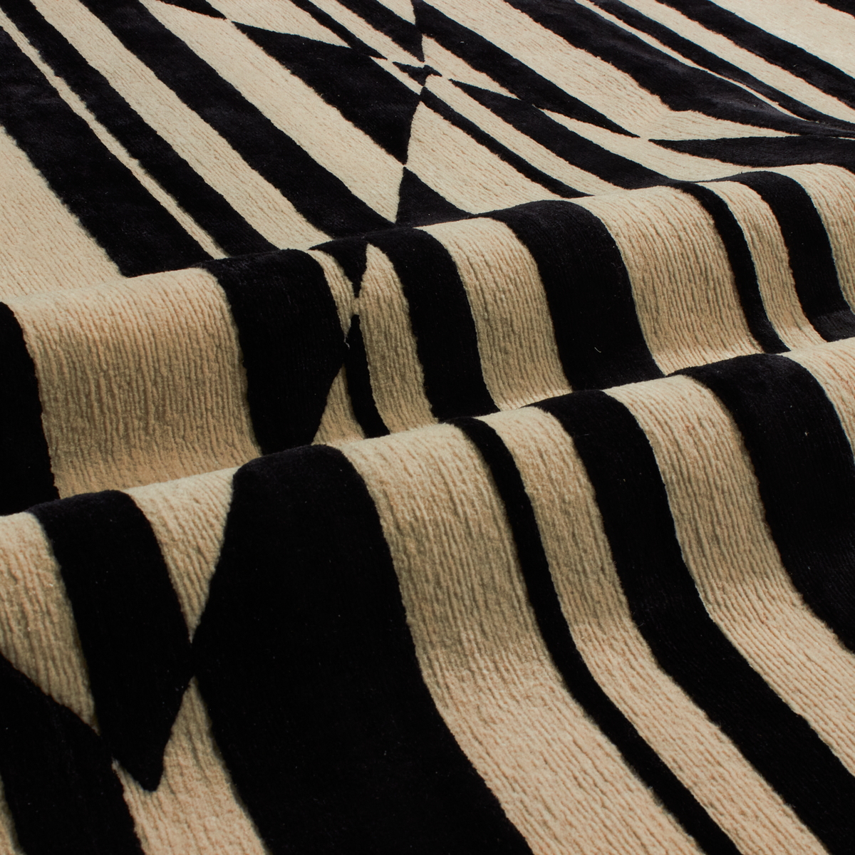 Gallys Black/Ivory