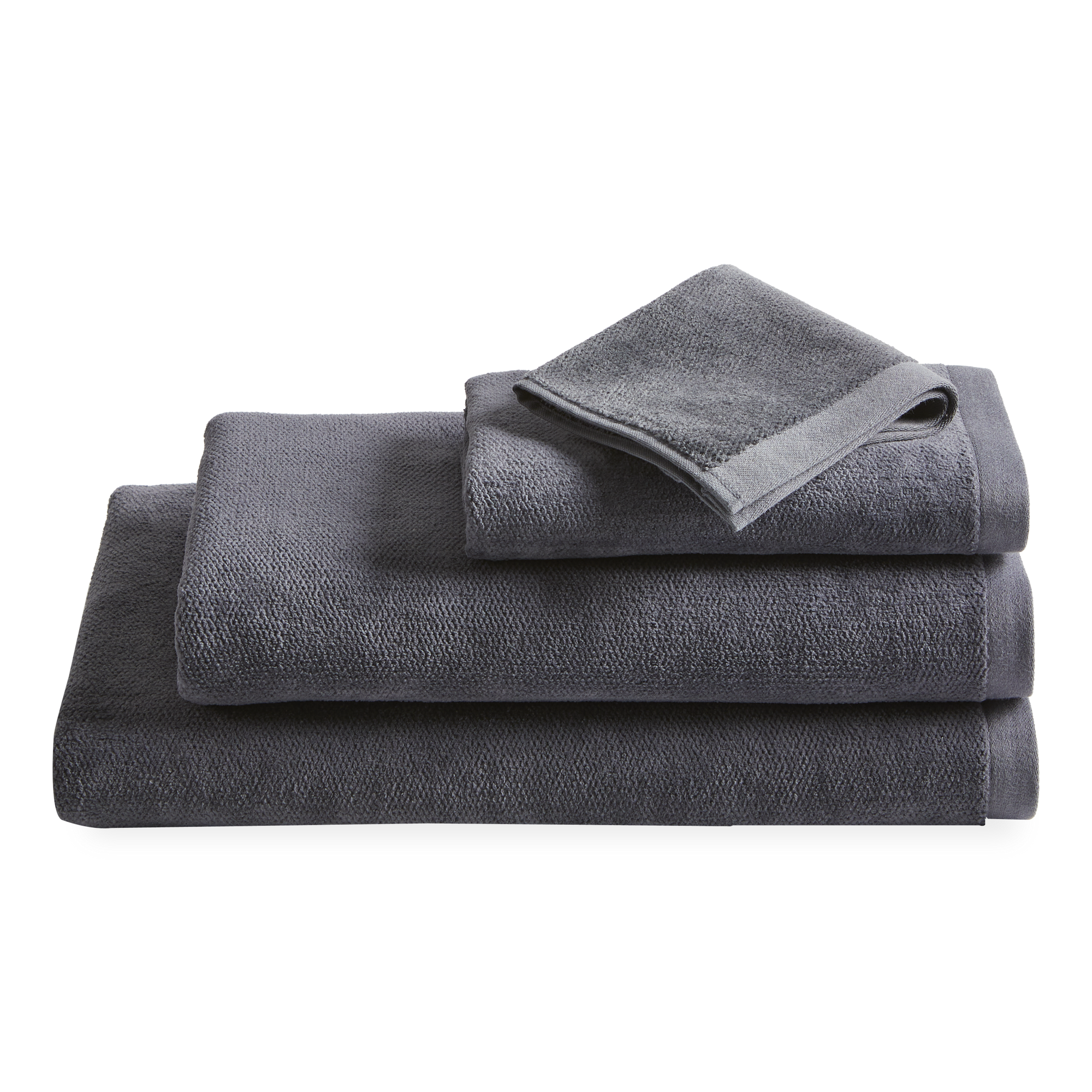 Take comfort in the luxurious feel of Velour towels: its subtle diamond-weave velour is backed with absorbent terrycloth to swaddle you in style—morning, noon, on night.