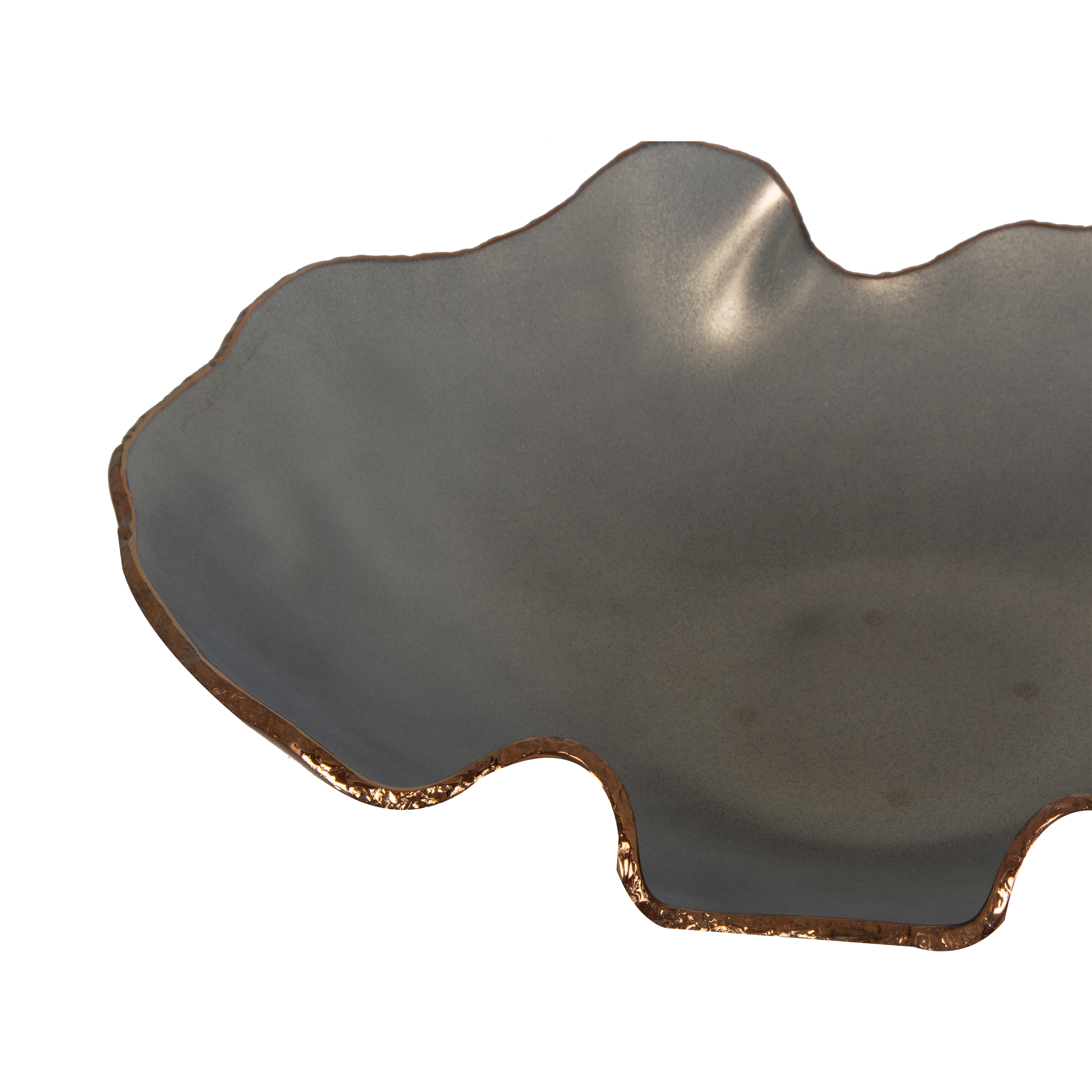 These exquisite pieces are the work of Brazilian glass artist Regina Medeiros.