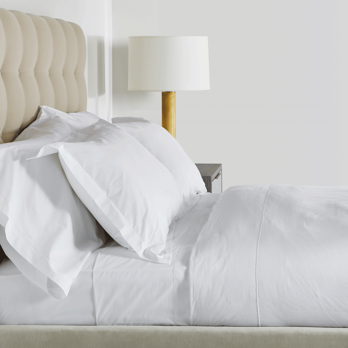 Elte Essential Line Collection