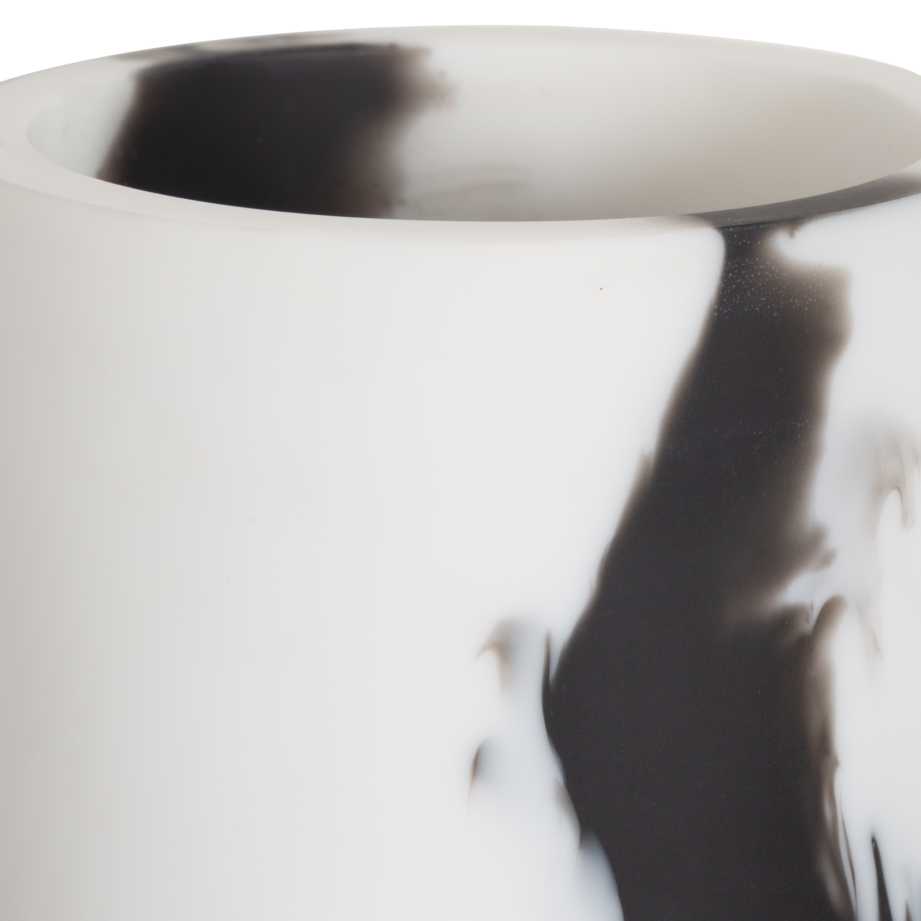 Explore the concept of yin and yang in this duo of round jars.