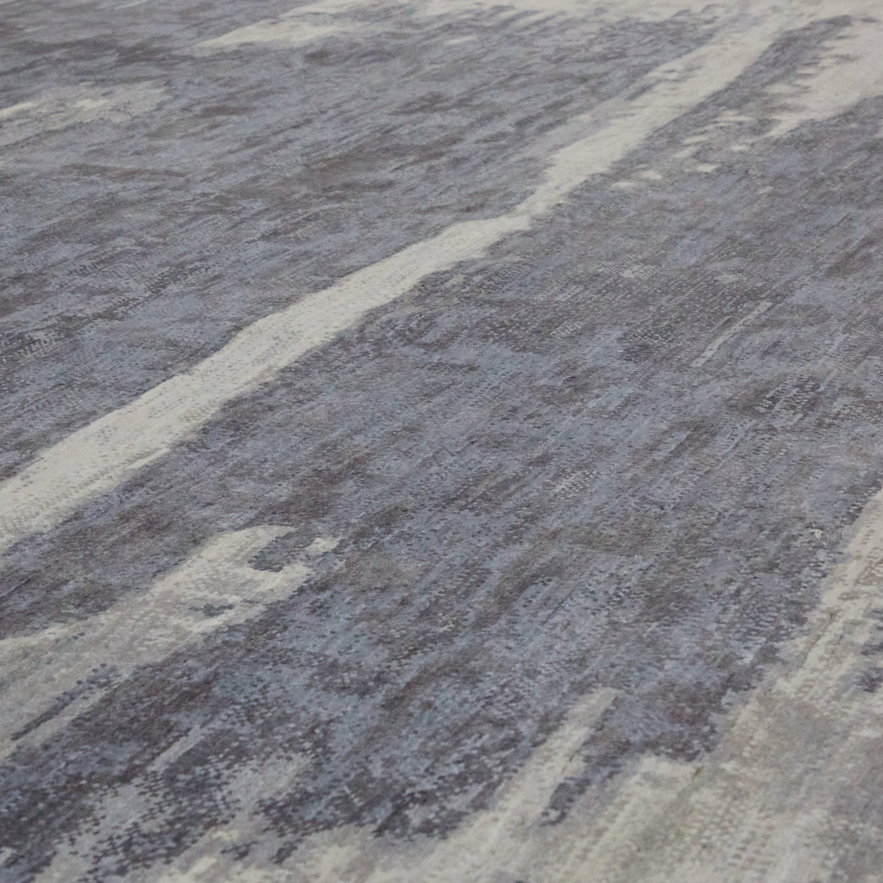 Plotina Grey