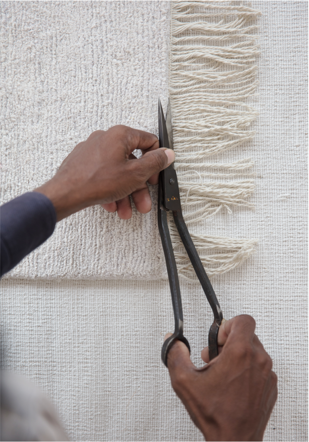 Rug making by hand