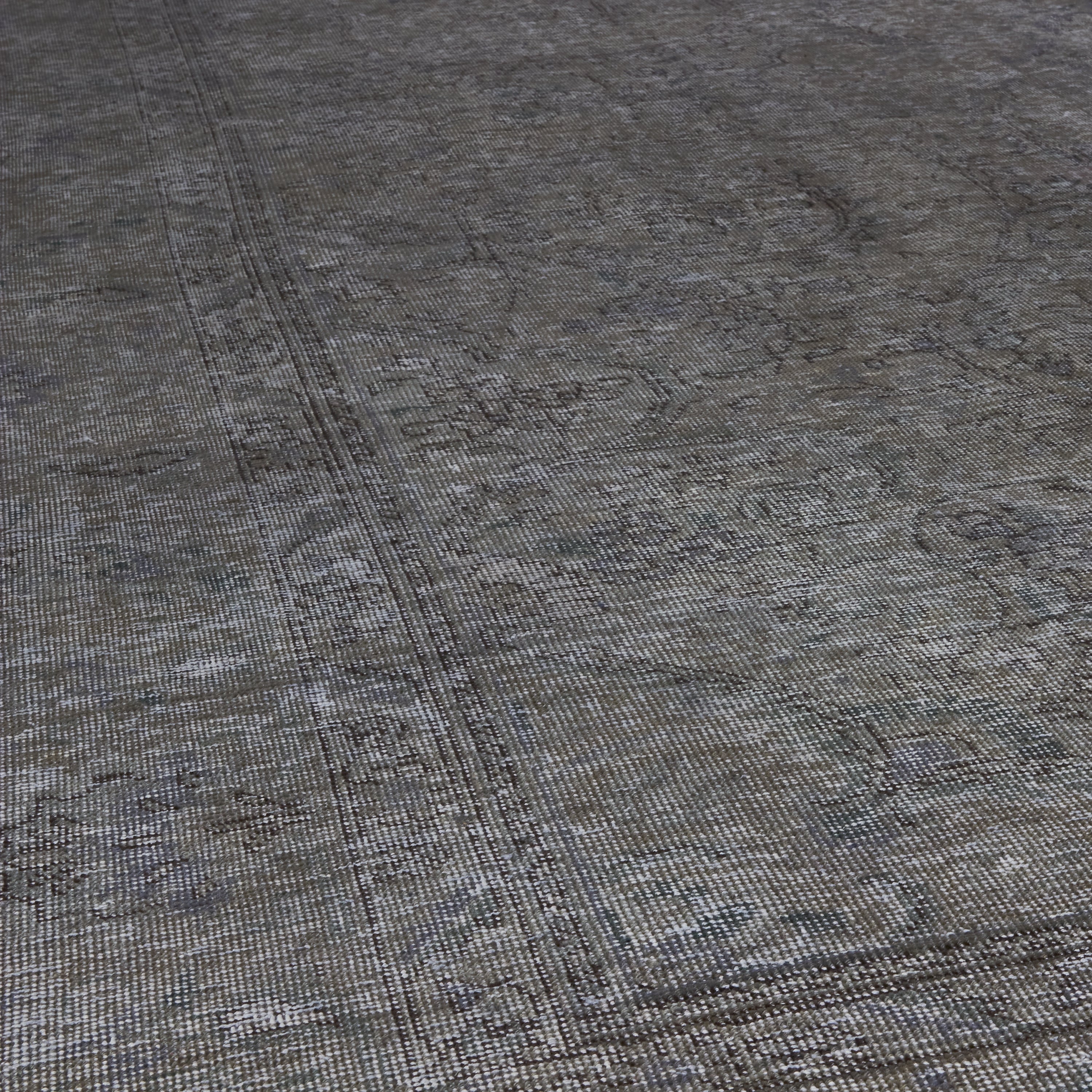 Second Life Grey