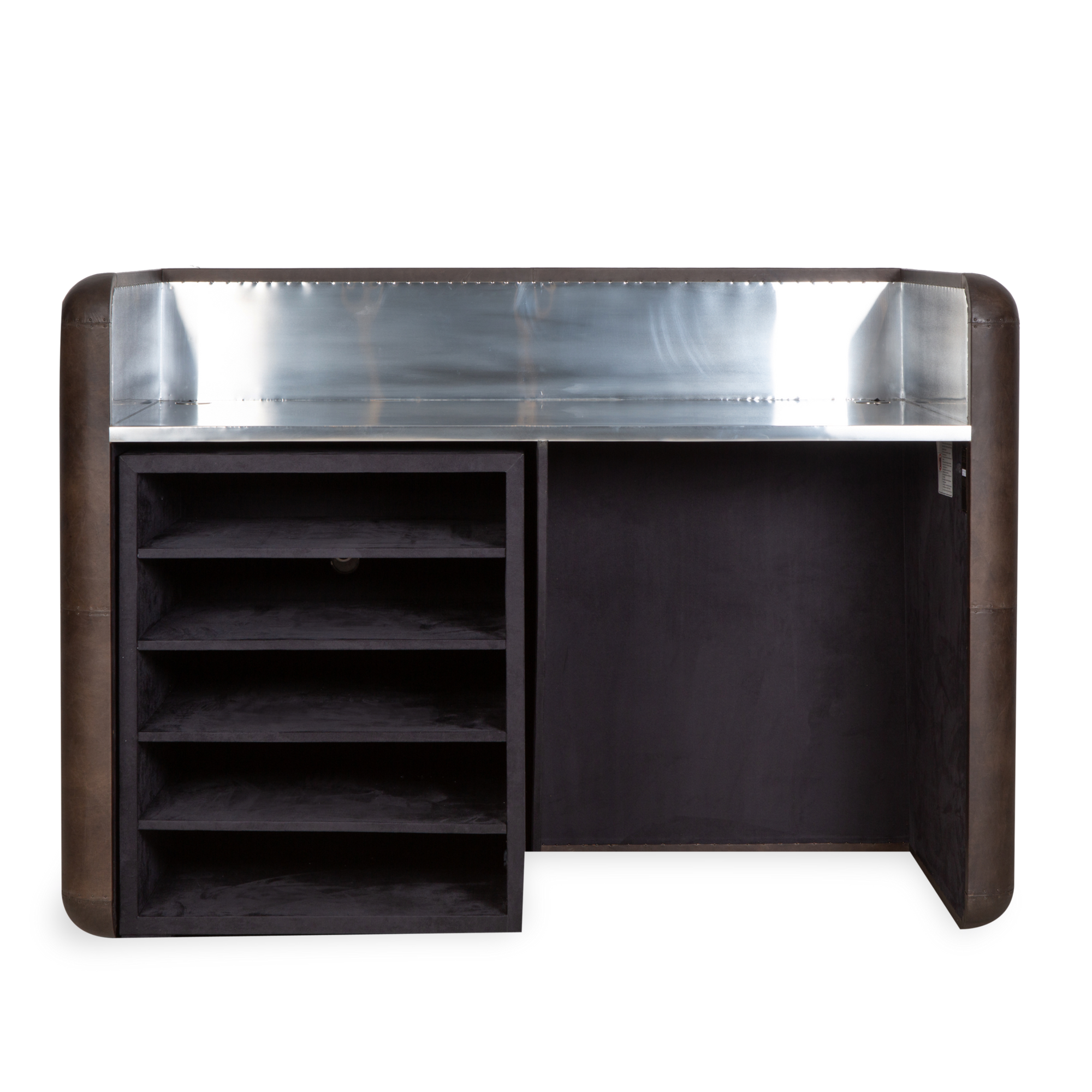 The sensorial Hudson Bar can house everything you need for a great night in, whatever the occasion.