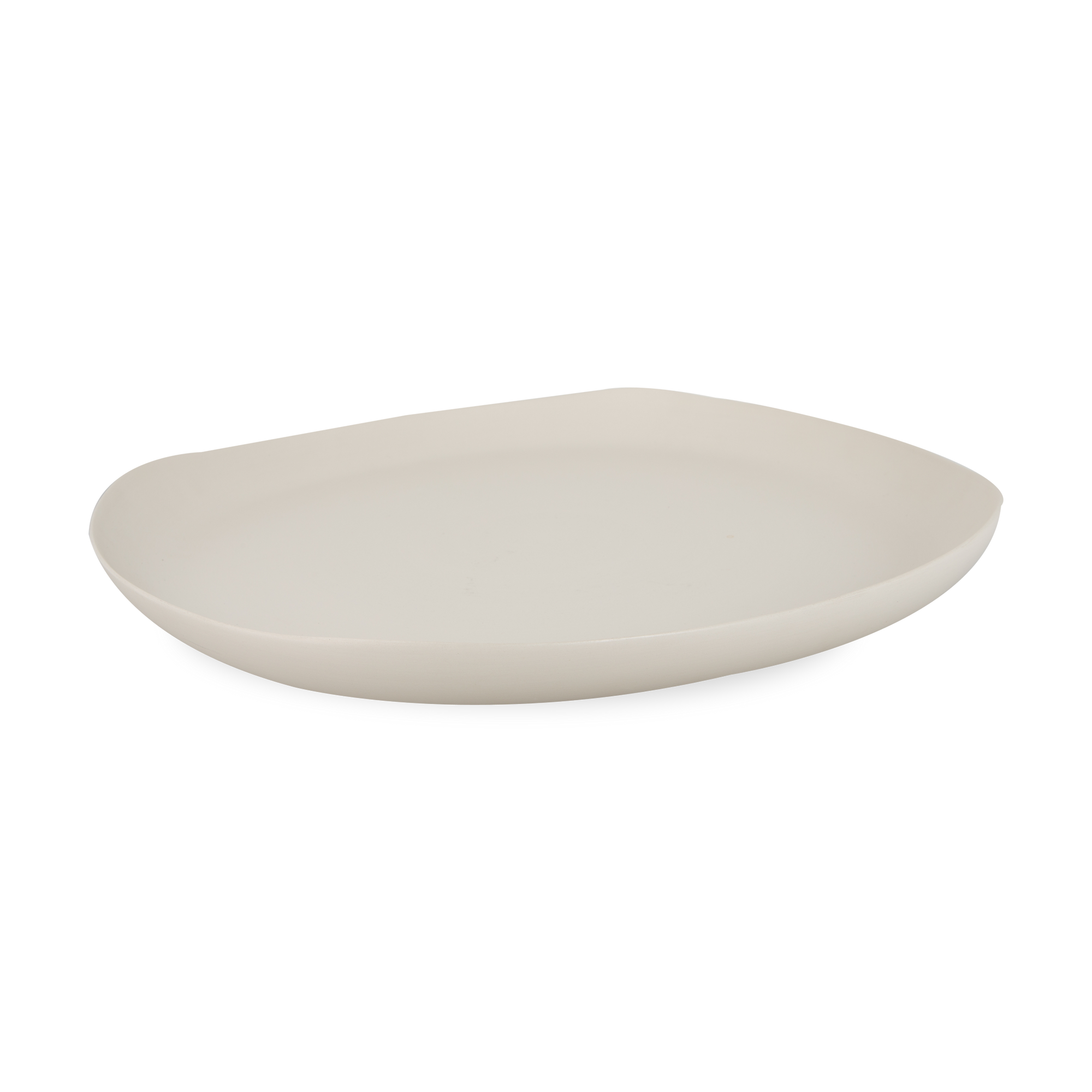 The Quad Linen Platter has been completely handmade and is characterized by simple lines, organic colour and circular shape that is inspired by nature.