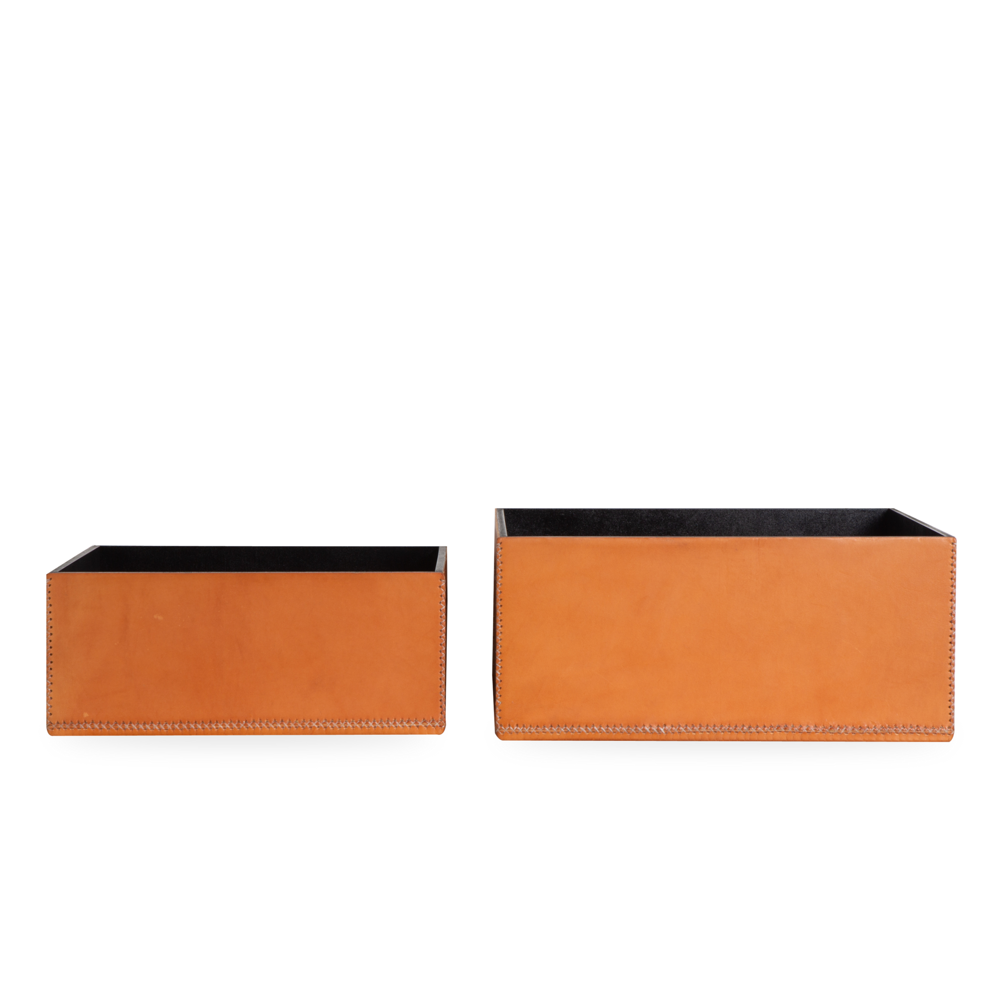 Channeling a connection to local natural materials to form a line of sustainable goods, the Solid Leather Box uses premium cow leather from the Paraguayan Chaco region.