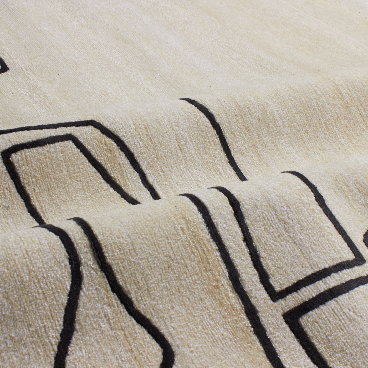 Inspired by works of Spanish Modernist sculpture, the Spanish Sculpture Collection explores geometric and abstract forms within the constructs of a rug.