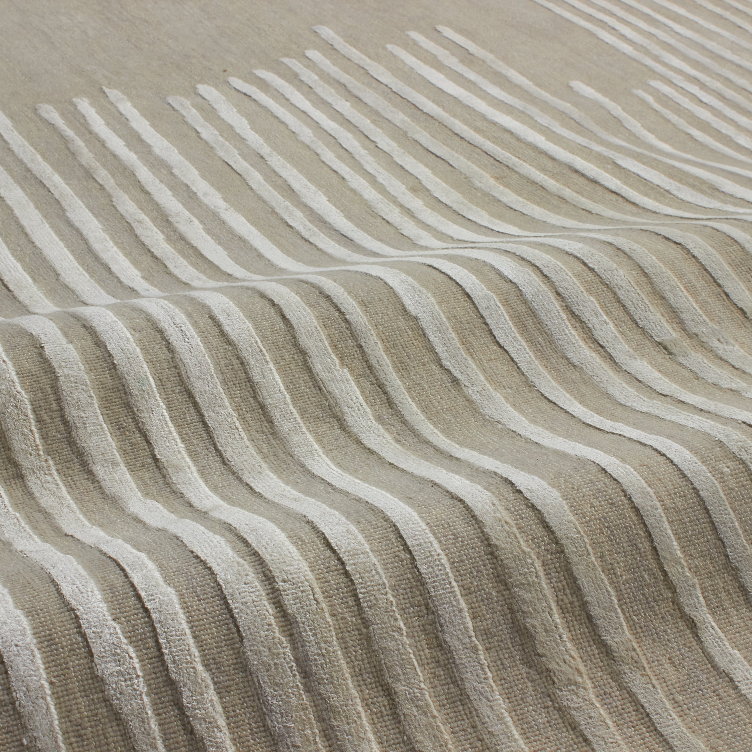 The Vienna Werkstätte Rug Collection honours the early 20th century alliance of artists and designers, known as Wiener Werkstätte, who sought to eliminate the boundary between cr