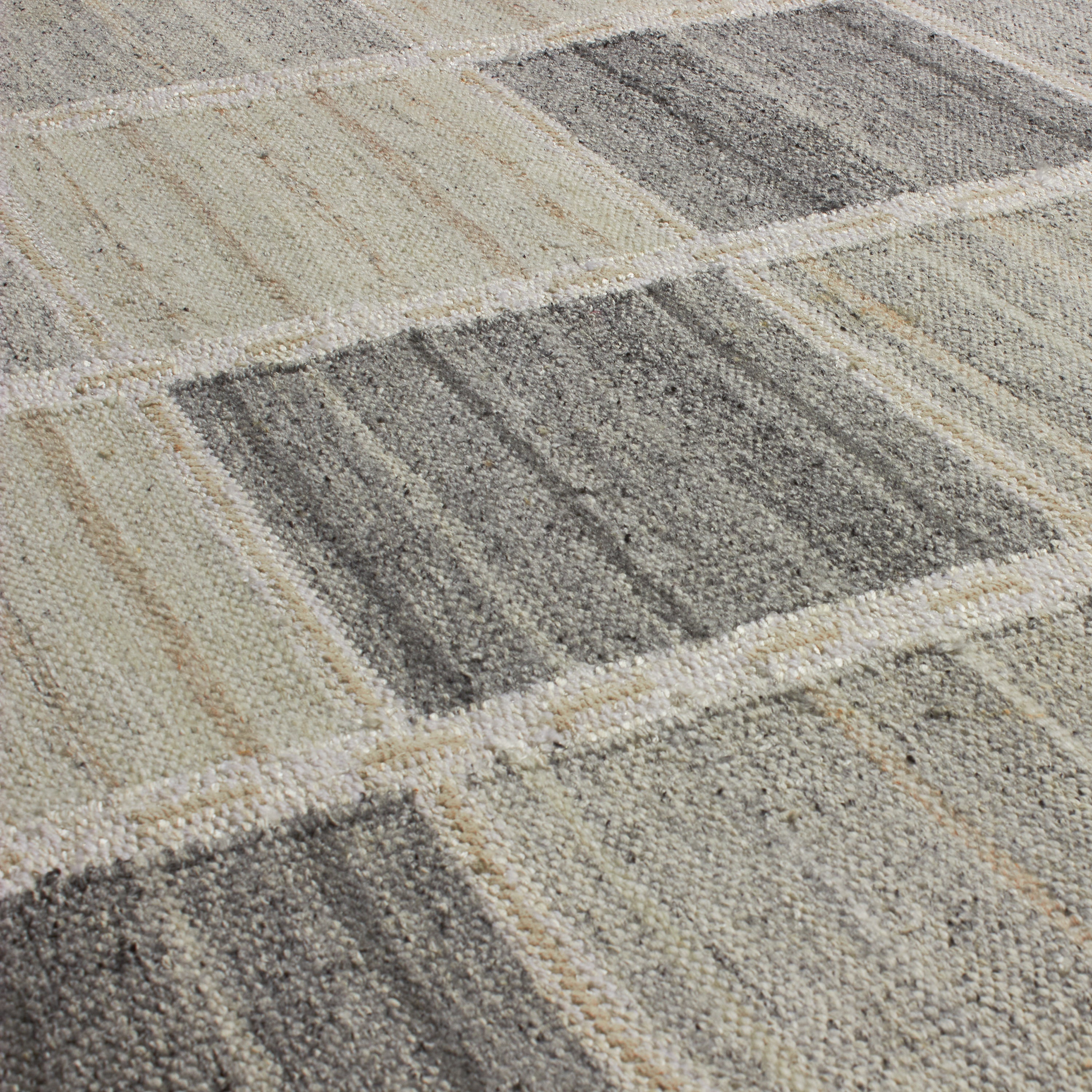 Visby Ivory/Grey