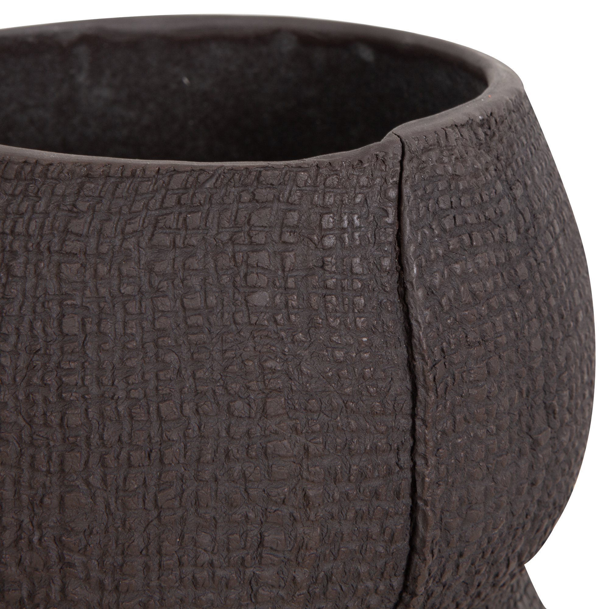 Drawing from human forms and using soft rounded lines, the Burlap Curvy Vase is uniquely textured and this intentionally imperfect vase was handcrafted using vitreous high-fire, pu