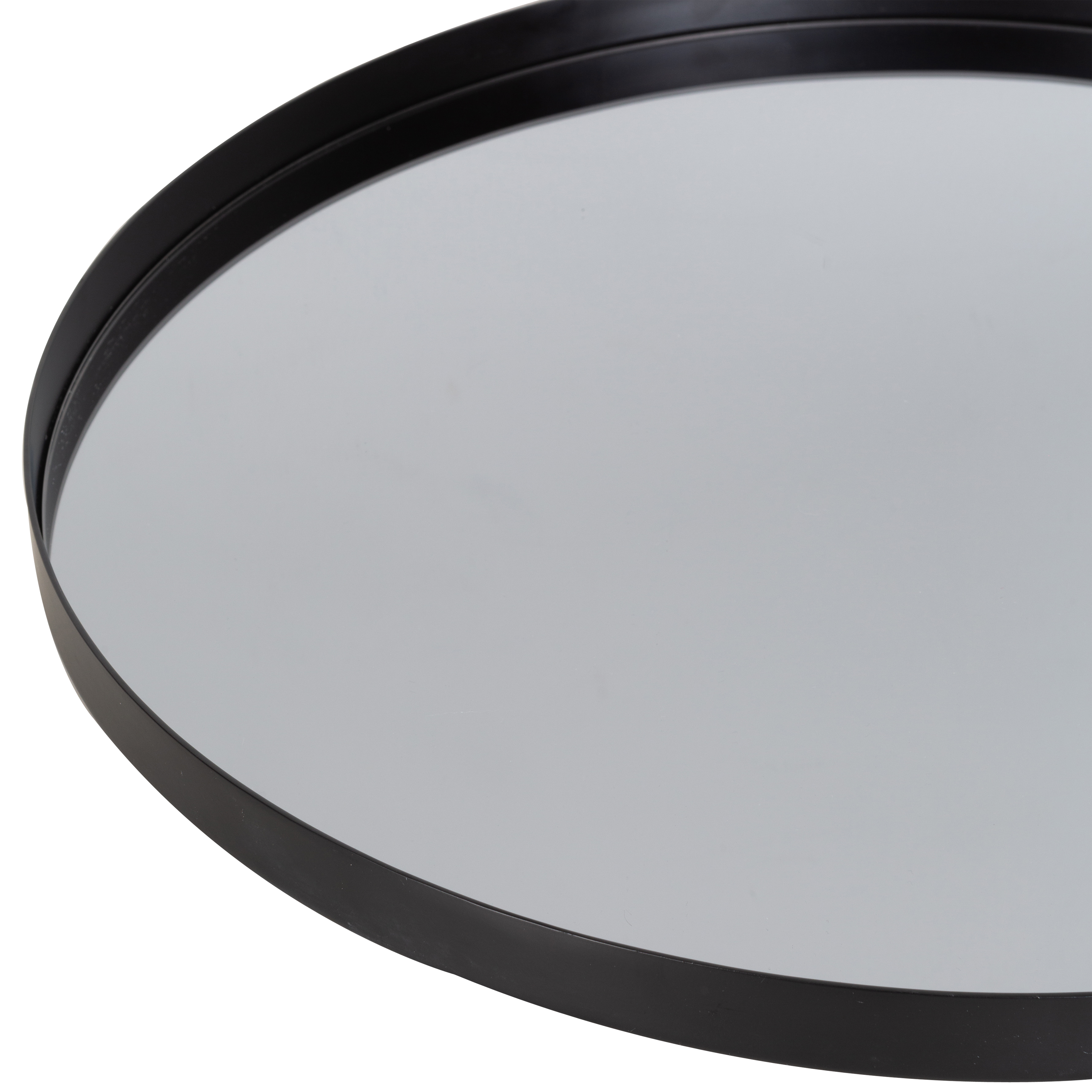 Characterized by its confident presence and its luxurious build quality, the Reflect Round Tray is defined by its clean, sharp lines and its elevation of simple forms.