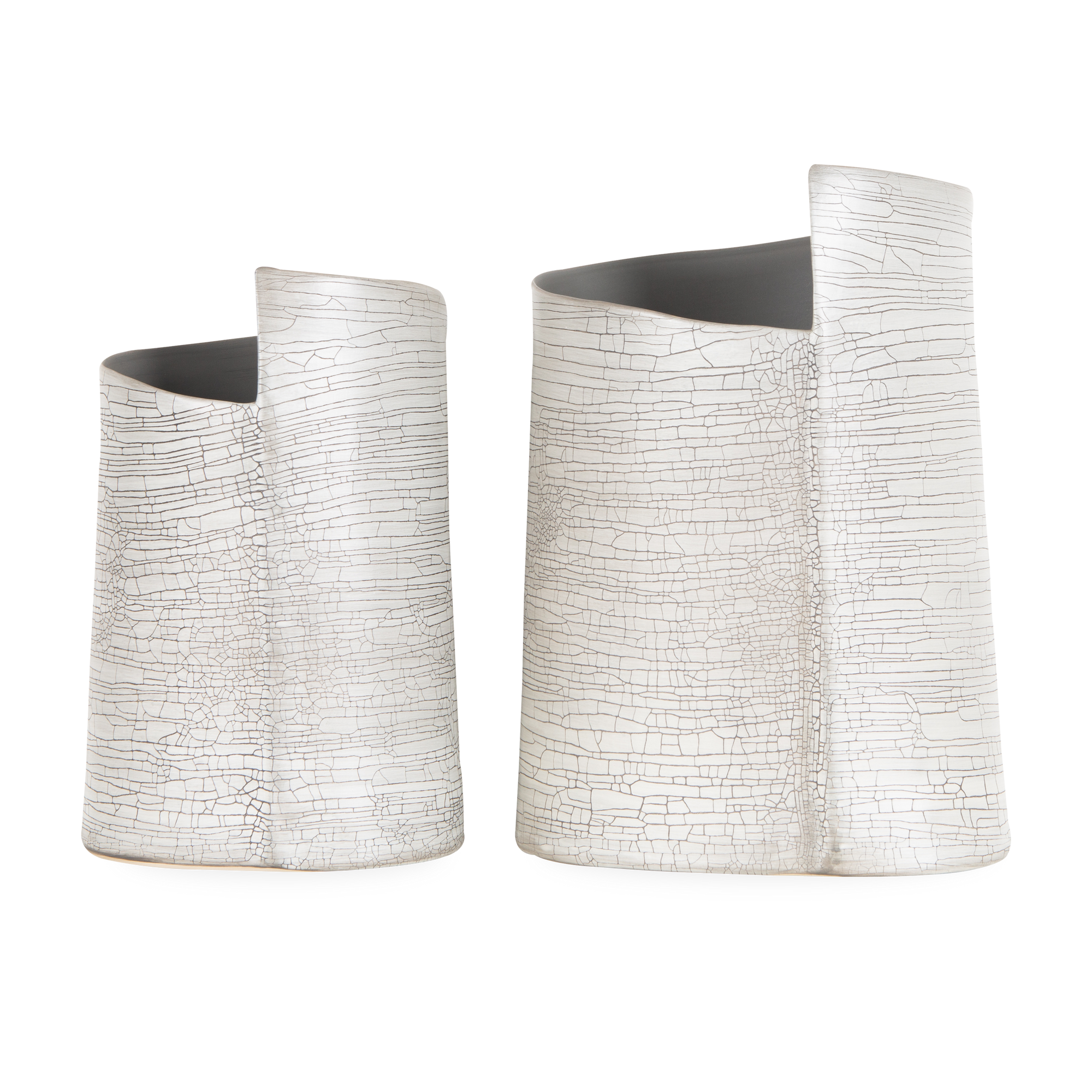 Defined by its intricate white crackle finish, the Torre Vase has a captivating spiraling rim with an eye-catching curved silhouette.
