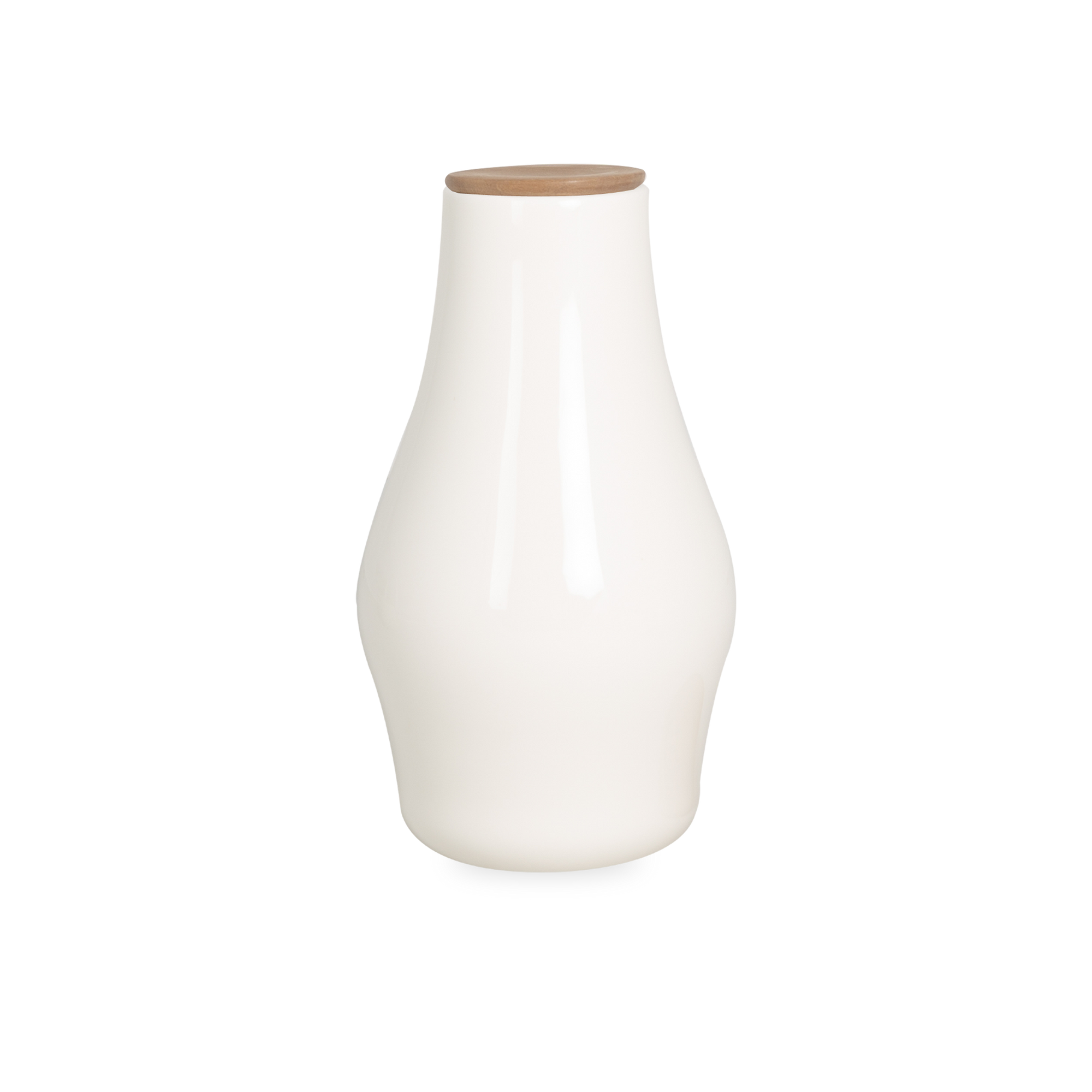 With its sculptural shape and handcrafted wooden lid, the carafe is perfect to serve water or wine, or use as a vase full of blooms.
