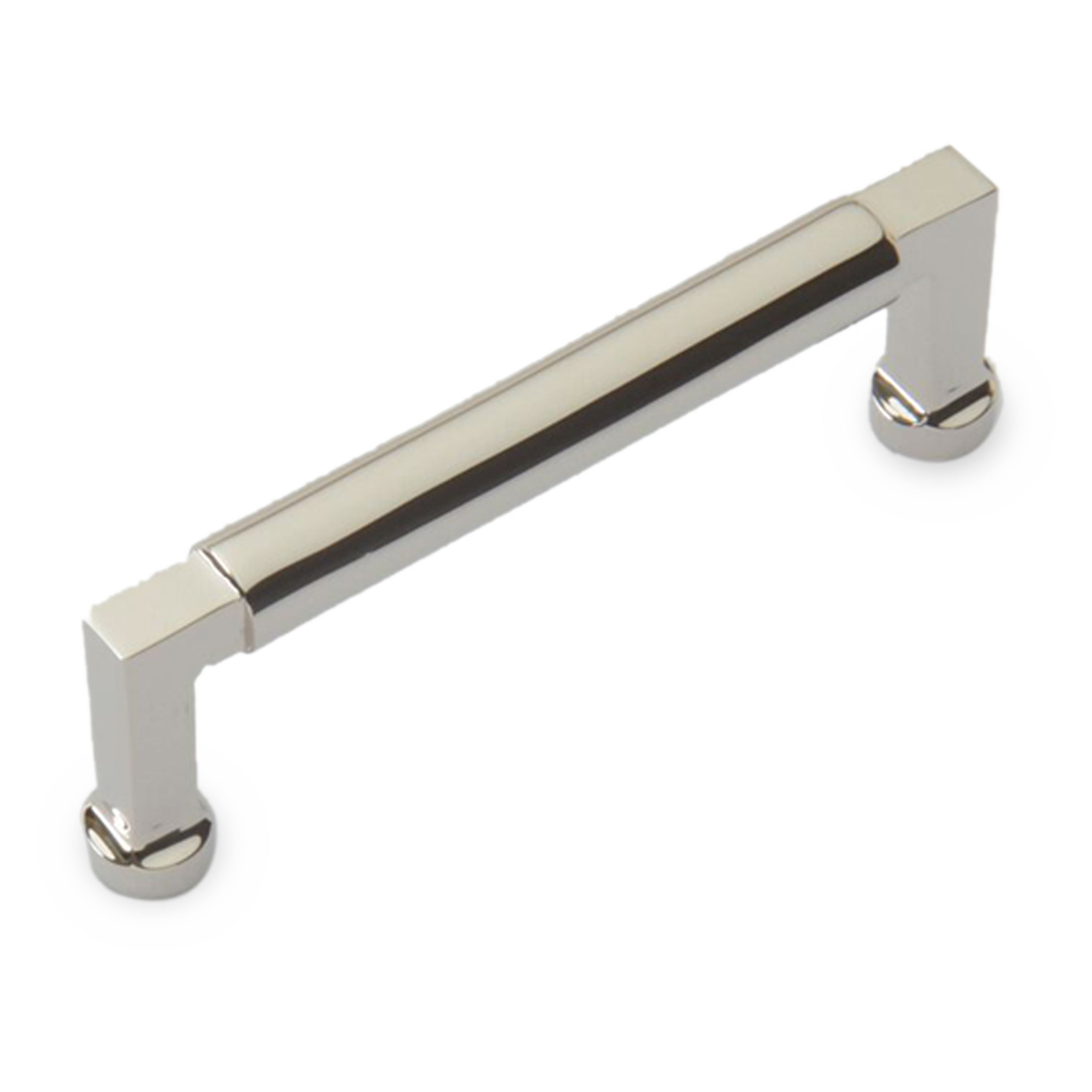 The Apres 4" Pull features stream lined geometry.