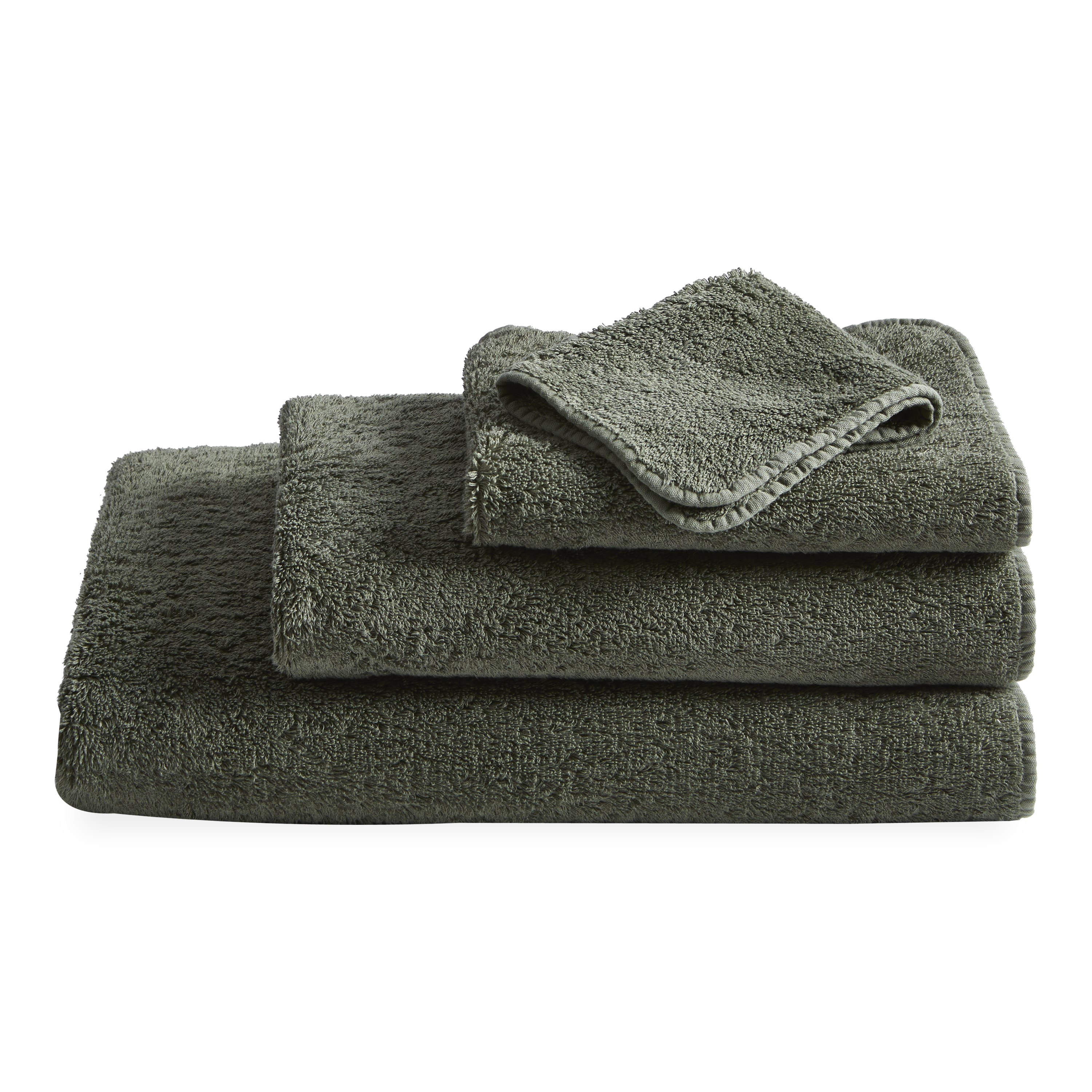 Indulge in the exceptional quality and softness of the Super Pile towel collection.