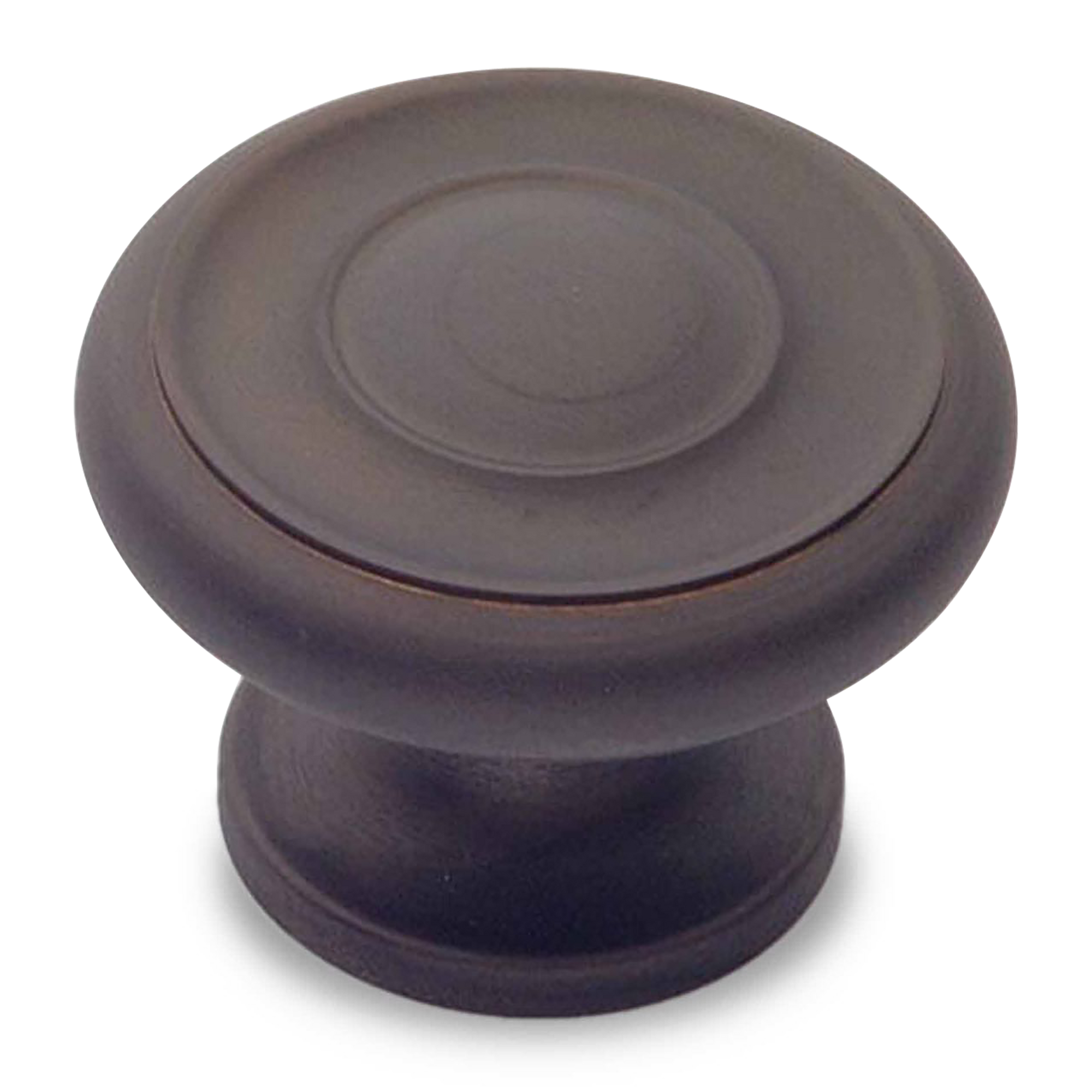 This antique inspired knob features classic brass detailing.